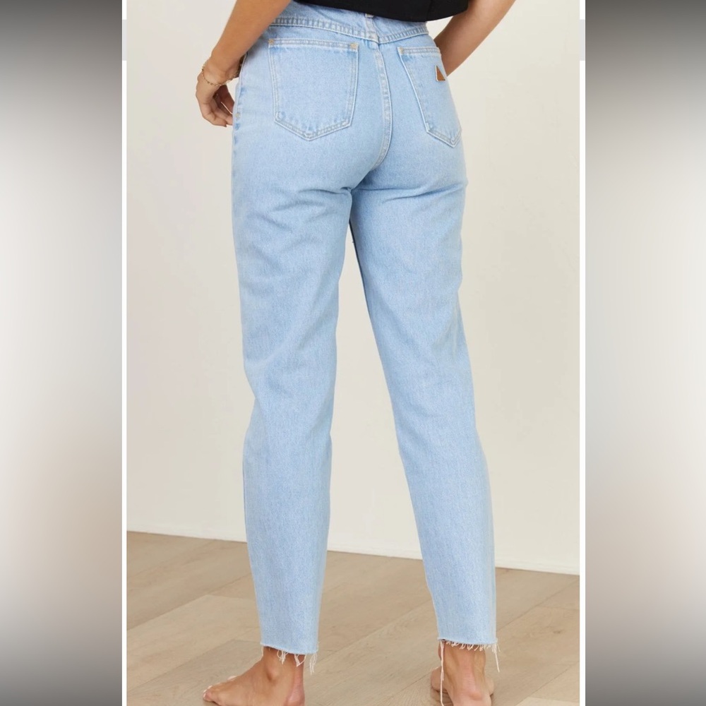 Abrand Women's High Rise Jeans - Light Blue
